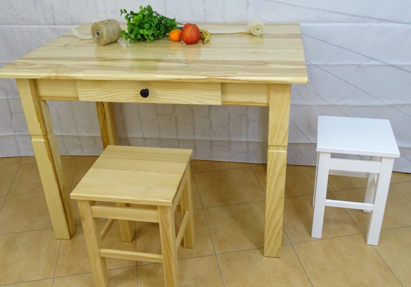 Stół z szuflada jesion naturalny.