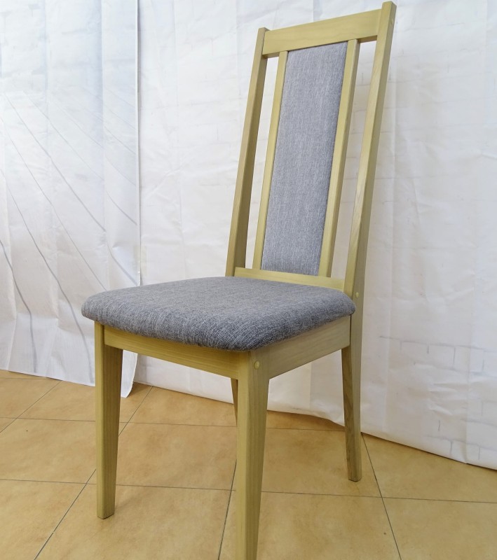 Krzesło Edyta szerokie oparcie.