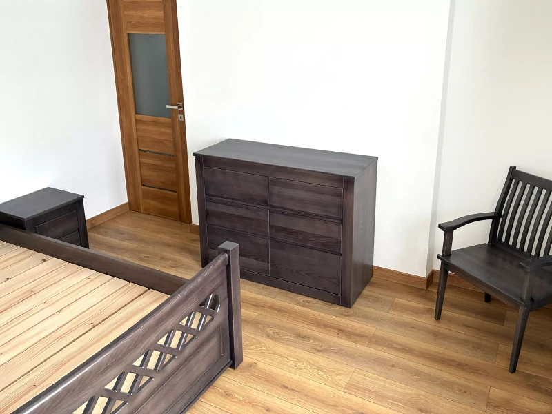 Komoda ramowa jesion kolor popiel BN022 + tron + łóżko ażurowe