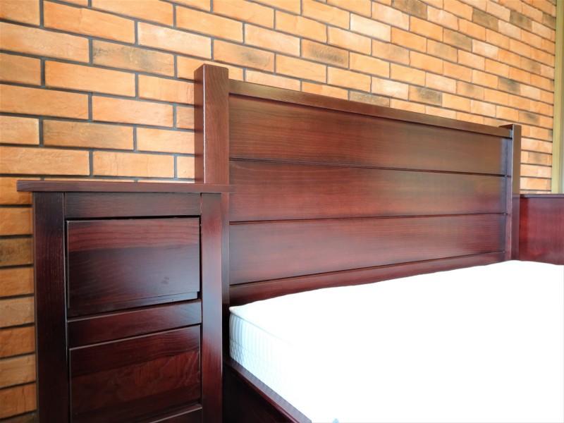 Łóżko Igor wymiar 160 x 200 drewno jesionowe kolor Palisander 26-01