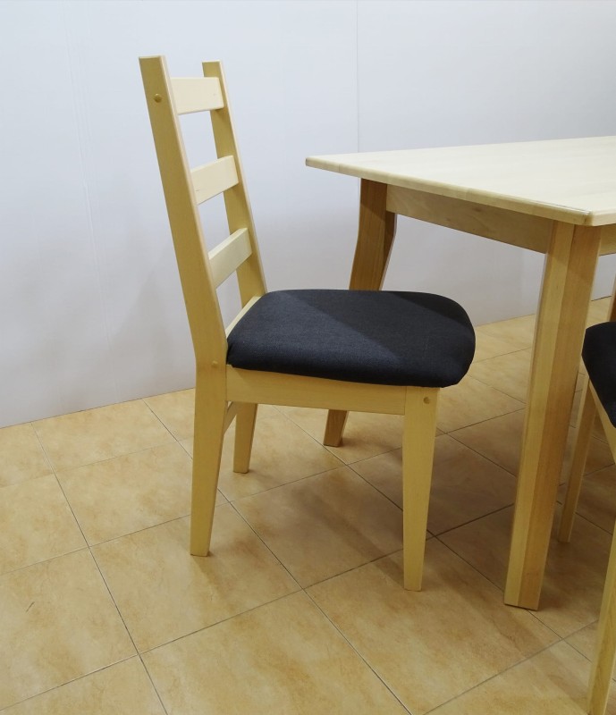 Krzesło Ola drewno bukowe lakier naturalny.